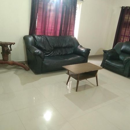 Samz Estate Stay 2Bhk Madikeri Bagian luar foto
